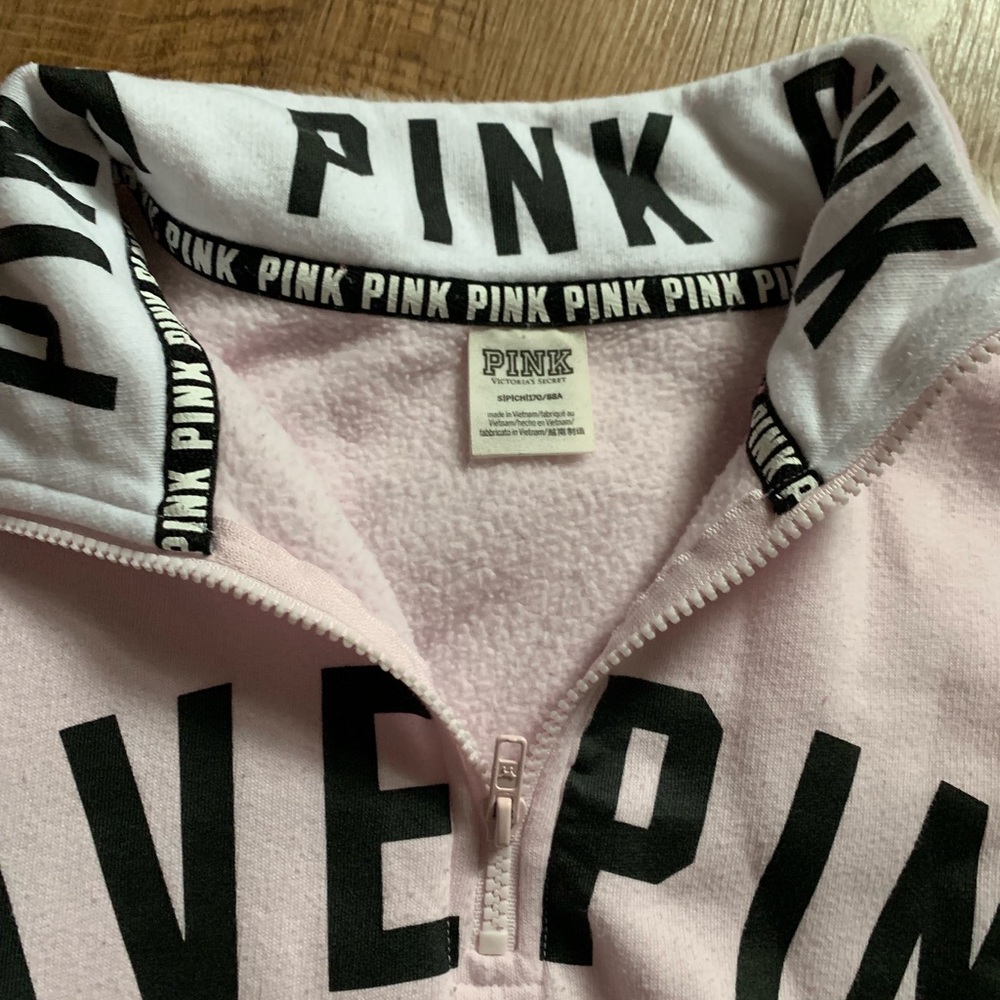 ❌TRADED❌🖤VS PINK Half Zip Hoodie🖤 - Picture 3 of 4